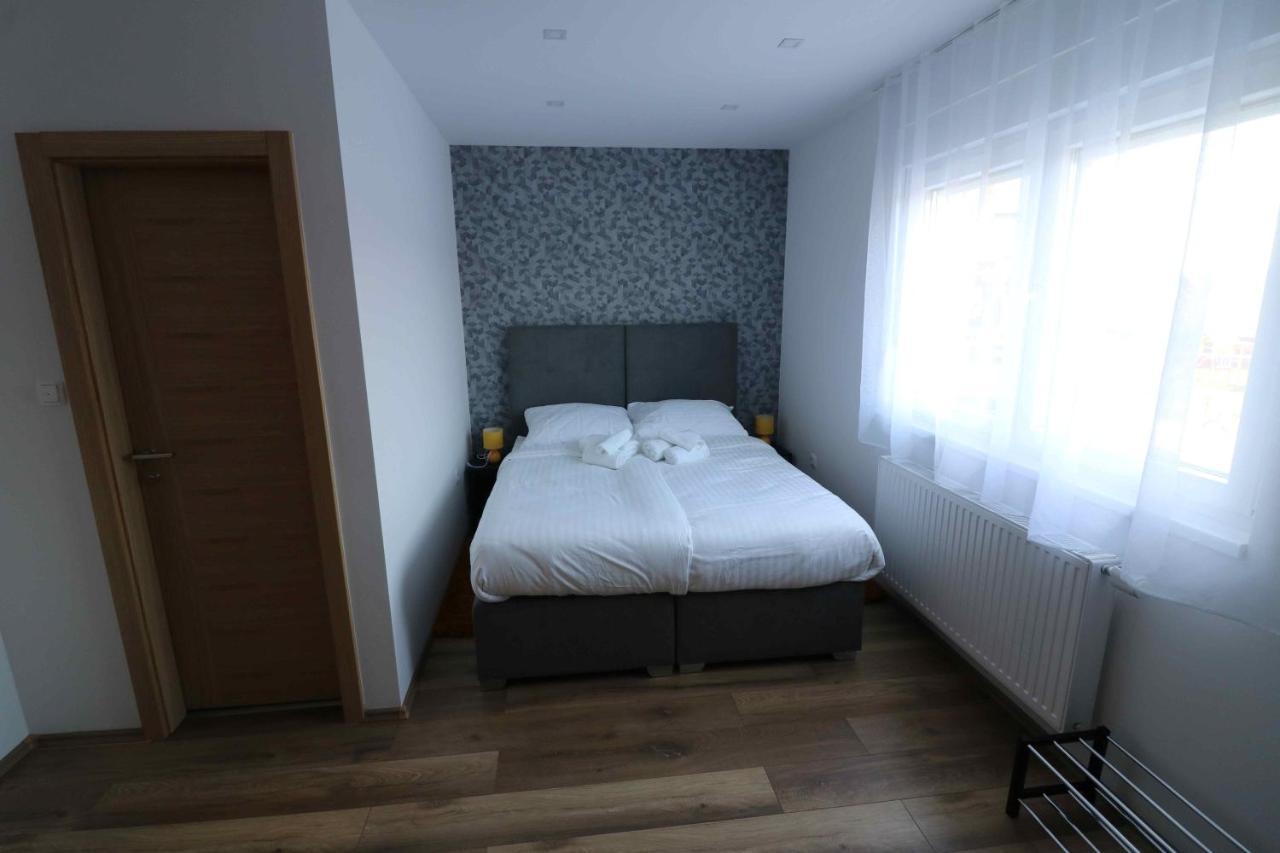 Forum Apartmani I Sobe Donji Miholjac Dış mekan fotoğraf