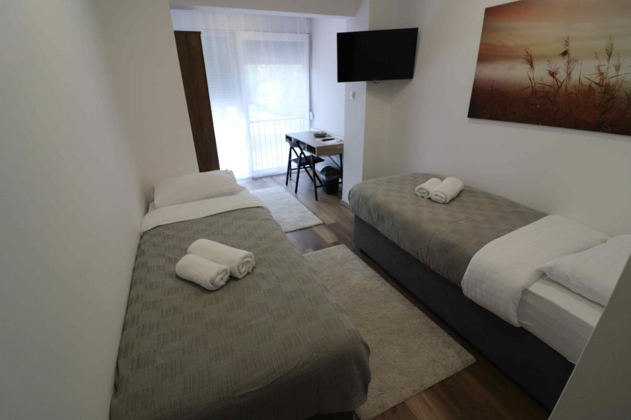 Forum Apartmani I Sobe Donji Miholjac Dış mekan fotoğraf