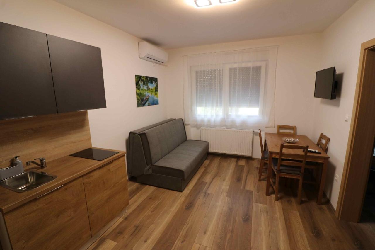 Forum Apartmani I Sobe Donji Miholjac Dış mekan fotoğraf